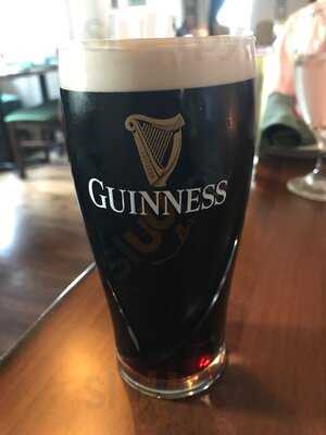 Finns Restuarant And Tavern