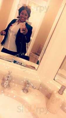 Lobby Lounge At The Ritz-carlton Pentagon City