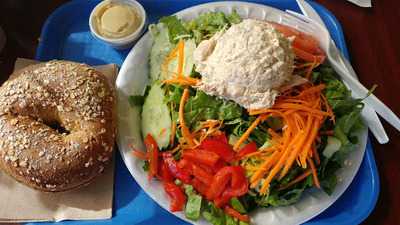 Makebs Bagels & Deli