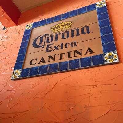 Los Tres Mexican Restaurant