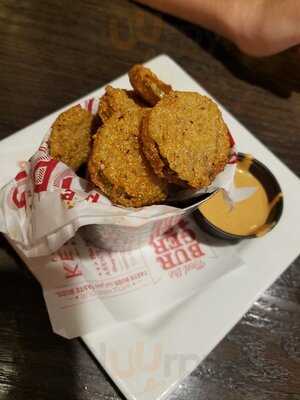 Red Robin Gourmet Burgers