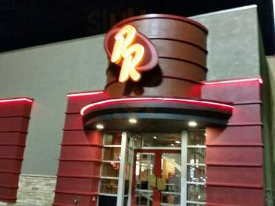 Red Robin Gourmet Burgers