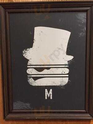 Red Robin Gourmet Burgers