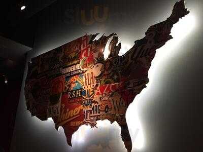 Red Robin Gourmet Burgers