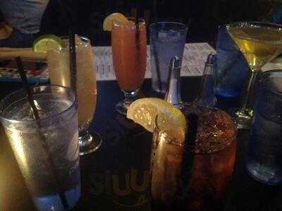 Lax On Lark Restaurant & Lounge