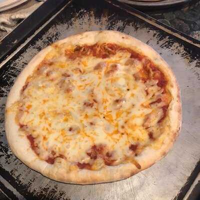 Paesan's Pizza & Restaurant