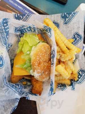 Bud's Chicken & Seafood