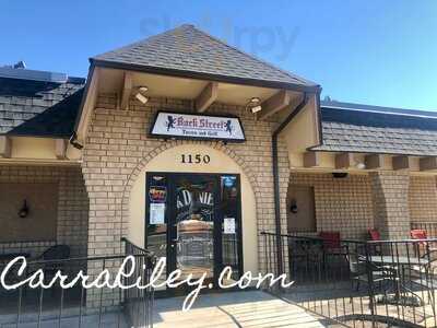 Backstreet Tavern & Grill