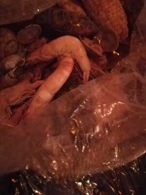 Hook & Reel Cajun Seafood & Bar