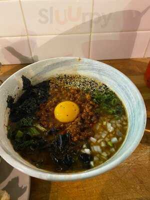 Rose's Noodles, Dumplings & Sweet Shop