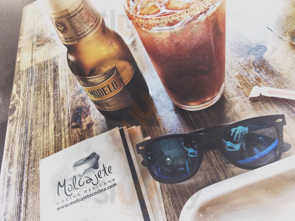 El Molcajete Cocina Mexicana