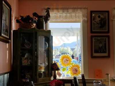 Hometown Eats Henderson