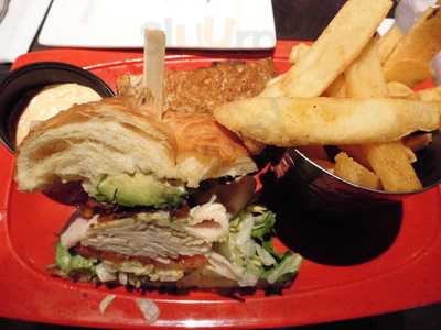 Red Robin Gourmet Burgers