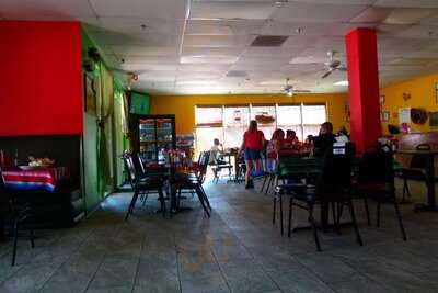 Chile Caliente Tacos Y Mariscos