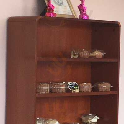 Sweet Temptations Bakery