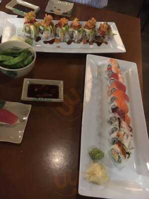 Willowcreek Grill & Raw Sushi Restaurant