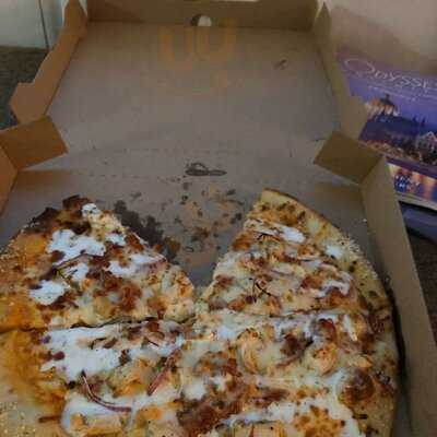 Basil Gourmet Pizza And Wine Bar