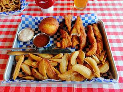 Famous Dave's Bar-b-que