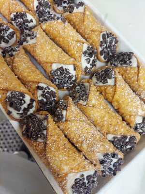 Supreme Kringle Bakery