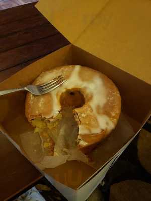 Supreme Kringle Bakery