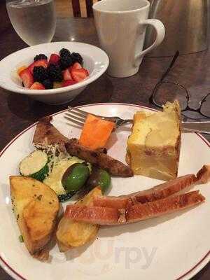 Share Wine Bar & Bistro