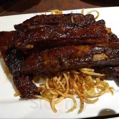 Share Wine Bar & Bistro