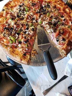 Stevarinos Italian Eatery & Pub