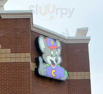Chuck E. Cheese