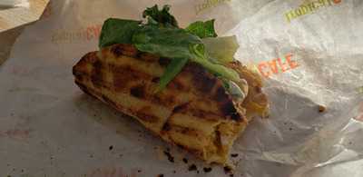 Tropical Smoothie Cafe