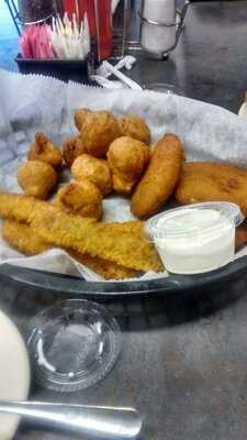 Nooga - Q Smokehouse & Grille