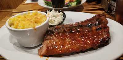 Dogwood Bar And Grill