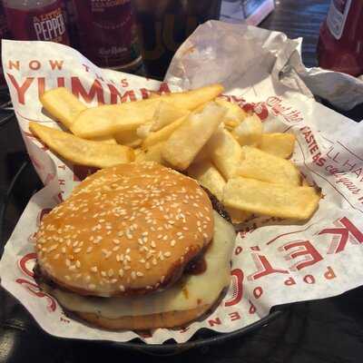 Red Robin Gourmet Burgers