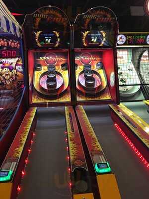 Dave & Buster's Boise