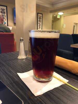 Pepper's Grill & Bar