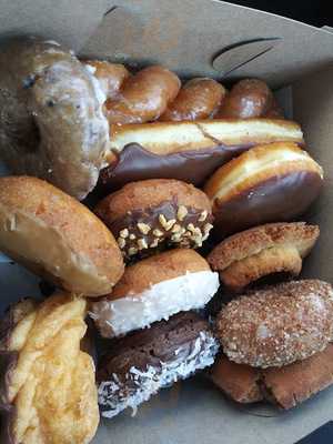 Dockside Donuts