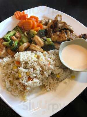 Pho & Sushi Vietnamese & Japanese Cuisine