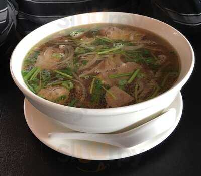 Pho & Sushi Vietnamese & Japanese Cuisine