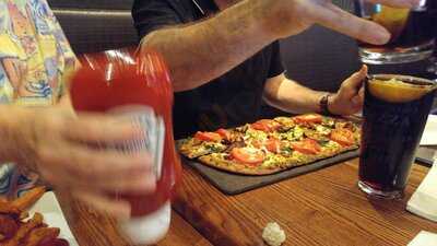 Uno Pizzeria & Grill