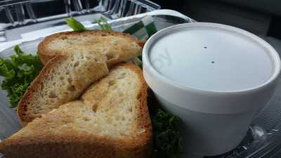 Spicy Green Gourmet Cafe & Catering