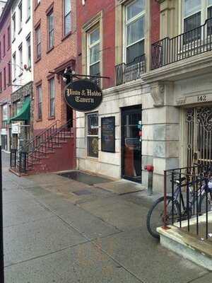 Pinto & Hobbs Tavern