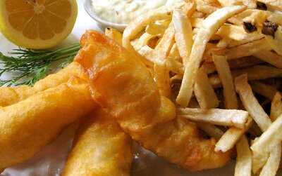 Quinn's Restaurant & Lounge