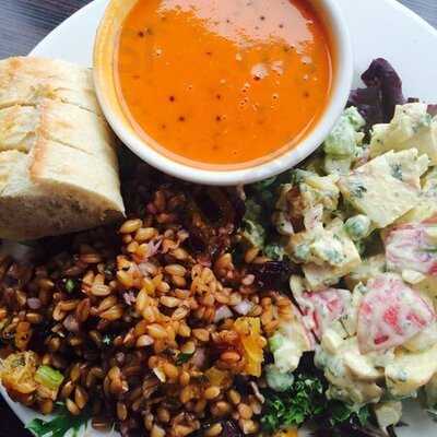 Taste Cafe & Fine Art