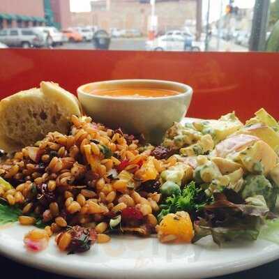 Taste Cafe & Fine Art