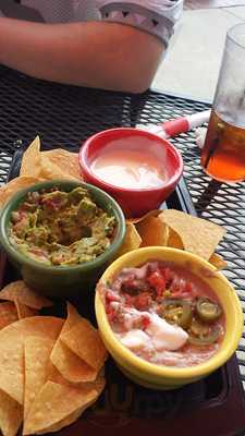 Compadres Mex Mex Grill