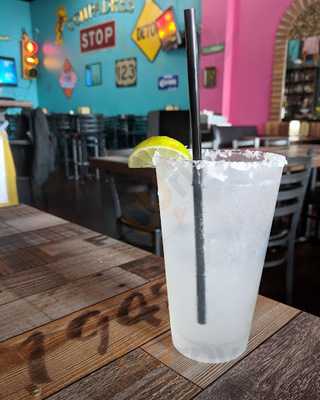 Compadres Mex Mex Grill