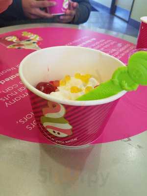 Menchie's Frozen Yogurt
