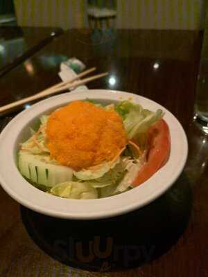 Fah Asian Bistro & Sushi Bar