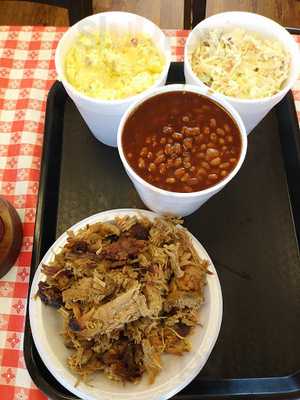 Hog Wild Pit Bar-b-q