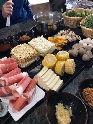 Aki Asian Hot Pot Restaurant