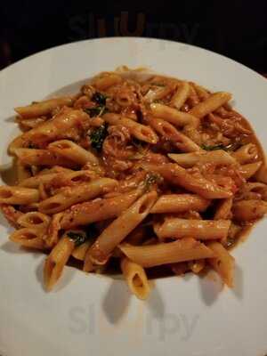 Bogartz Sports & Music Cafe